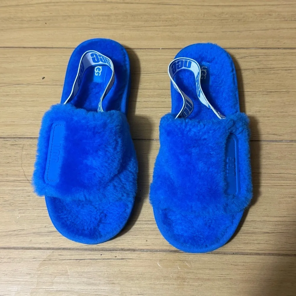 UGG fluffita royal